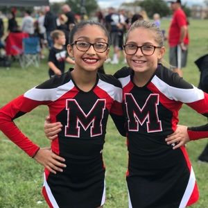 Meet your Posher, Amaya